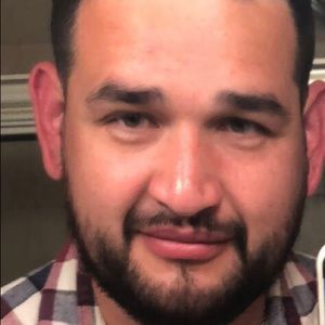 Meet your Posher, Luis